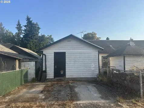 110 N Maple Street Canby OR 97013