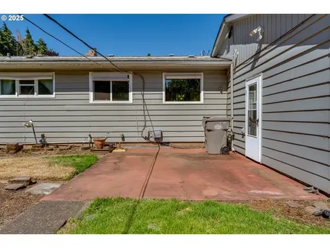 850 Spruce Street Junction City OR 97448