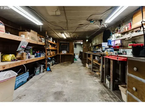 850 Spruce Street Junction City OR 97448