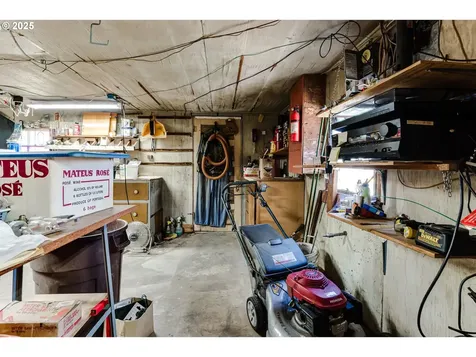 850 Spruce Street Junction City OR 97448