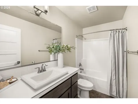 8605 NE 70th Circle Vancouver WA 98662