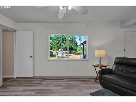 43835 Mckenzie Highway Walterville OR 97489