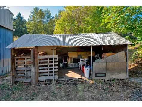 43835 Mckenzie Highway Walterville OR 97489