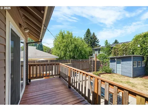 7129 N Sedro Street Portland OR 97203