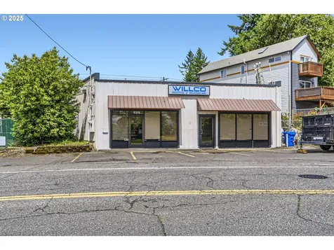 5215 SE Flavel Drive Portland OR 97206