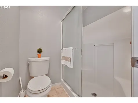 908 SE Elina Avenue Hillsboro OR 97123