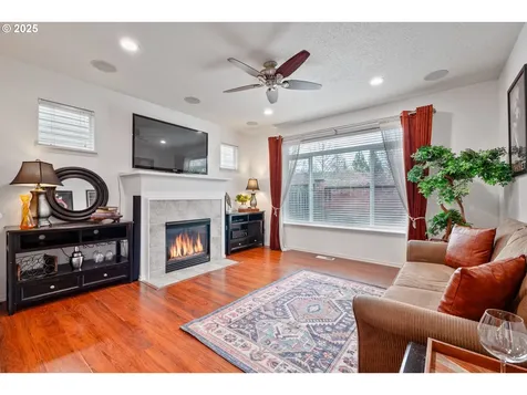 908 SE Elina Avenue Hillsboro OR 97123