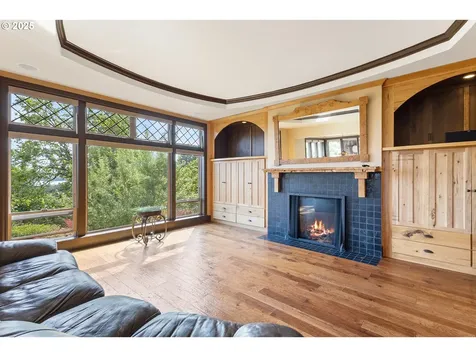 632 W T Street Washougal WA 98671