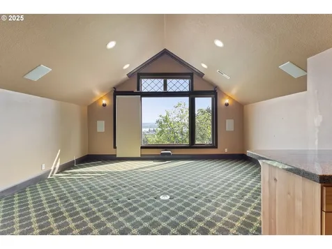 632 W T Street Washougal WA 98671