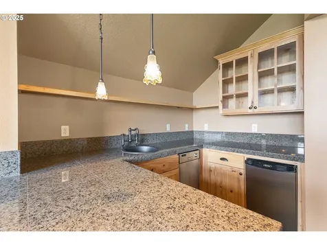 632 W T Street Washougal WA 98671