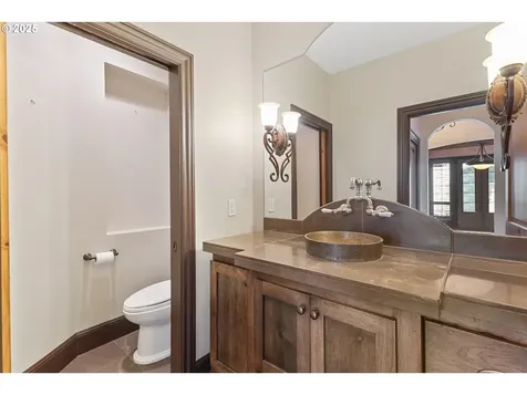 632 W T Street Washougal WA 98671