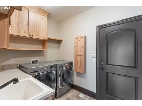 632 W T Street Washougal WA 98671