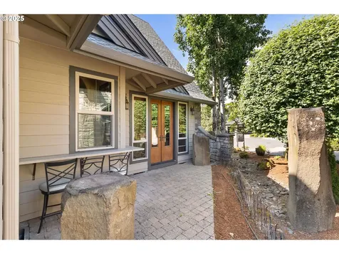 632 W T Street Washougal WA 98671