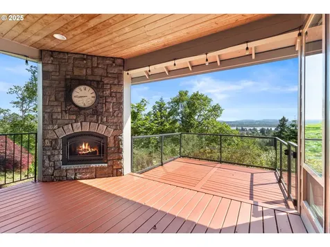 632 W T Street Washougal WA 98671