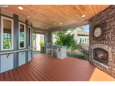 632 W T Street Washougal WA 98671