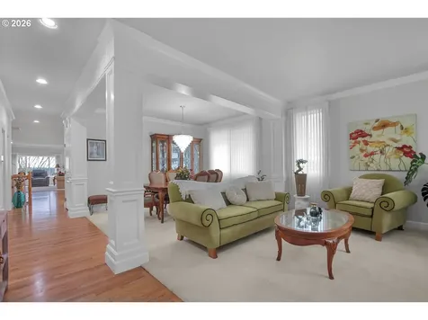 4728 Cambridge Court Lake Oswego OR 97035