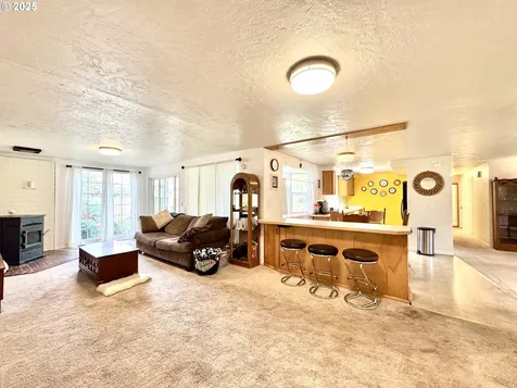 397 River Loop 2 Eugene OR 97404