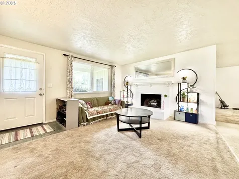 397 River Loop 2 Eugene OR 97404