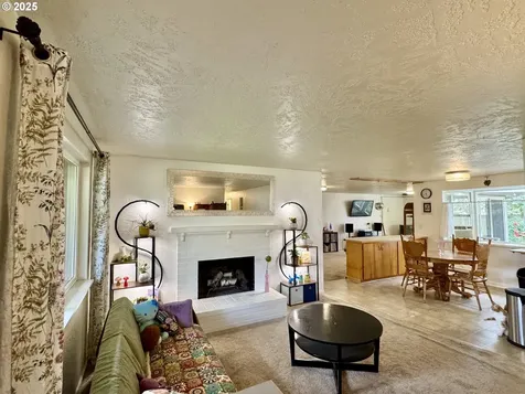 397 River Loop 2 Eugene OR 97404