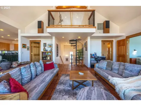 2425 E 14th Street The Dalles OR 97058