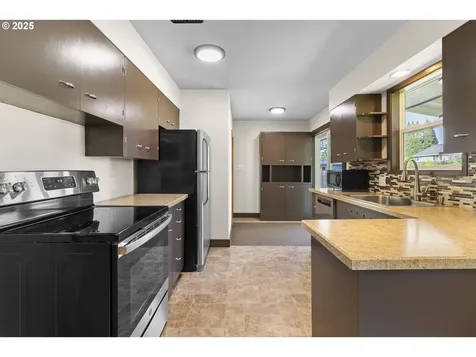 140 NW 341st Avenue Hillsboro OR 97124