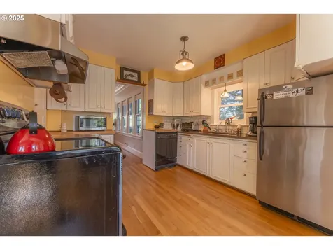 423 SE 47th Avenue Portland OR 97215