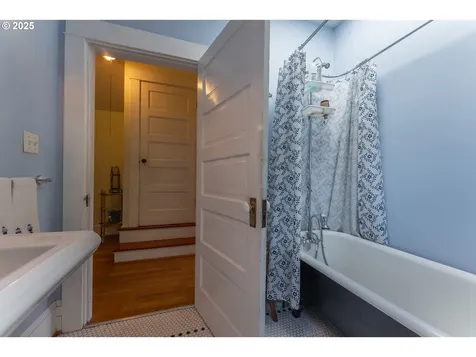 423 SE 47th Avenue Portland OR 97215