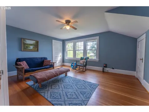 423 SE 47th Avenue Portland OR 97215