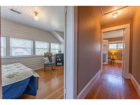 423 SE 47th Avenue Portland OR 97215