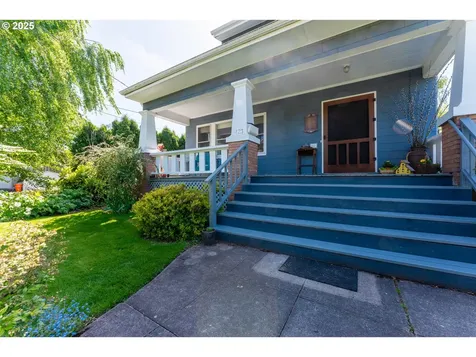 423 SE 47th Avenue Portland OR 97215