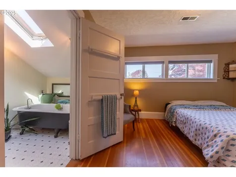 423 SE 47th Avenue Portland OR 97215
