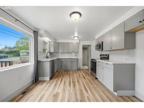 1350 SE 117th Avenue Portland OR 97216