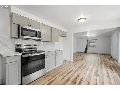 1350 SE 117th Avenue Portland OR 97216