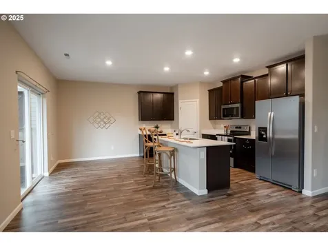 15414 NE 72nd Way Vancouver WA 98682