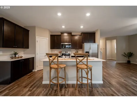15414 NE 72nd Way Vancouver WA 98682