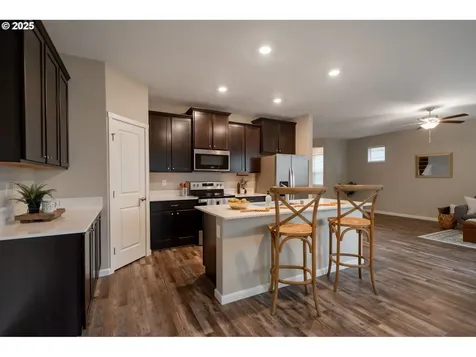 15414 NE 72nd Way Vancouver WA 98682