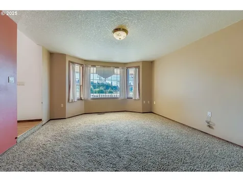 19595 S Fischers Mill Road Oregon City OR 97045