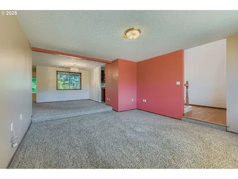 19595 S Fischers Mill Road Oregon City OR 97045