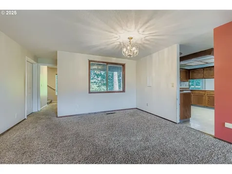 19595 S Fischers Mill Road Oregon City OR 97045