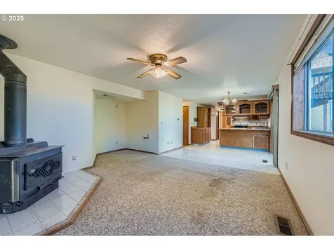 19595 S Fischers Mill Road Oregon City OR 97045