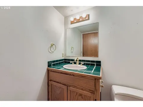 19595 S Fischers Mill Road Oregon City OR 97045