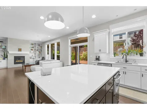 7793 NW 166th Avenue Portland OR 97229