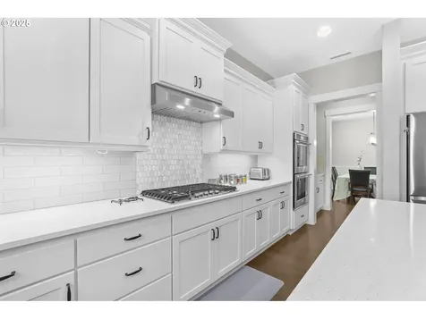 7793 NW 166th Avenue Portland OR 97229