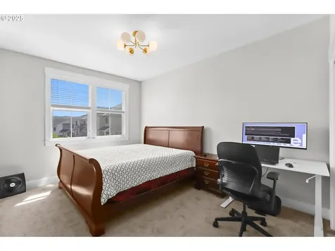 7793 NW 166th Avenue Portland OR 97229