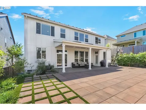 7793 NW 166th Avenue Portland OR 97229