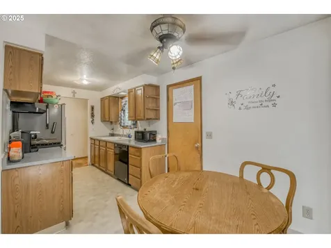 18132 SW Sandra Lane Beaverton OR 97003