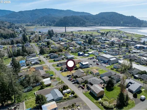 607 Evergreen Avenue Garibaldi OR 97118
