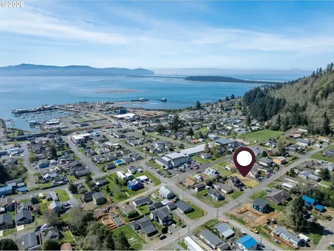607 Evergreen Avenue Garibaldi OR 97118