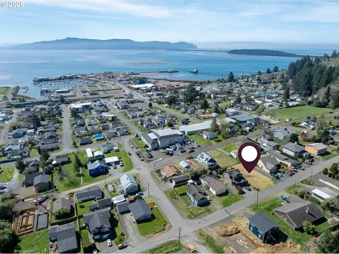 607 Evergreen Avenue Garibaldi OR 97118