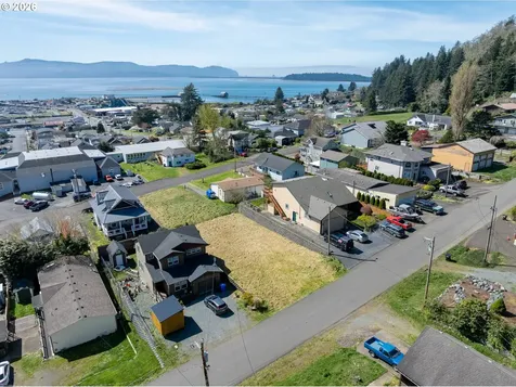 607 Evergreen Avenue Garibaldi OR 97118